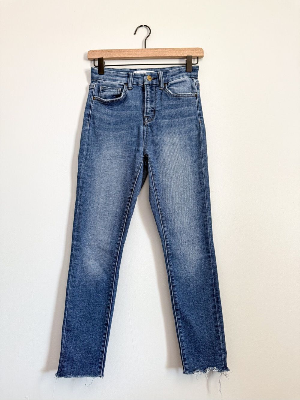 Mica Light Wash High Rise Skinny Jean Size 24